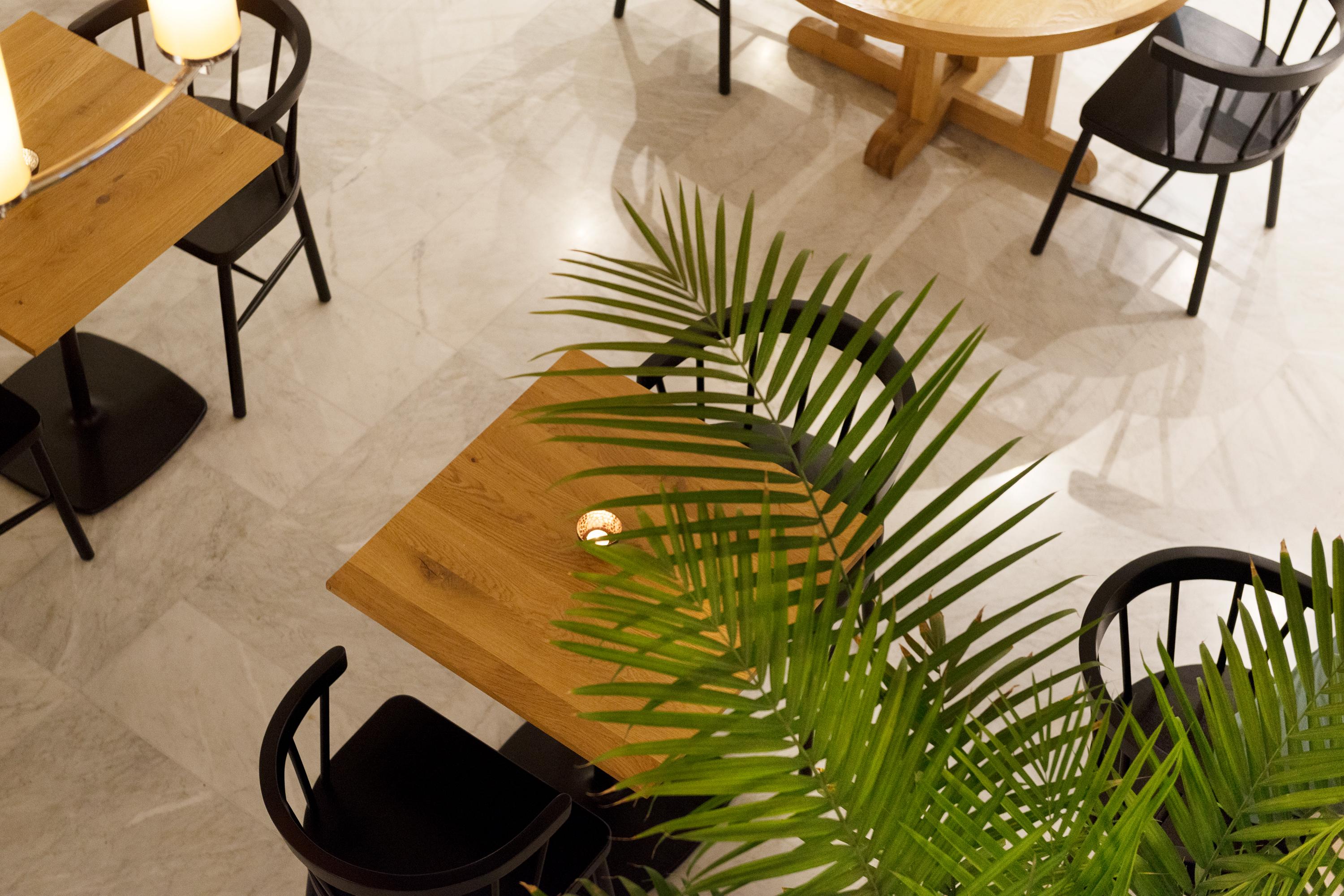 Lily & Bloom Boutique 4*